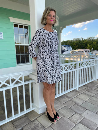 BLACK AND BEIGE SLEEVE DRESS - Cathys Place