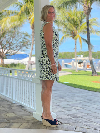 GREEN NAVY PALM SHIFT DRESS - Cathys Place