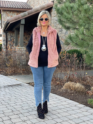 Ethyl  The Livonia - Cielo diagonal - Cathys Place