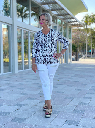 BLACK AND BEIGE V-NECK TOP - Cathys Place