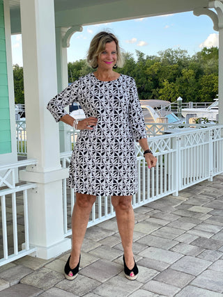 BLACK AND BEIGE SLEEVE DRESS - Cathys Place