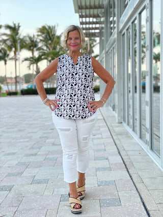 BLACK AND BEIGE SLEEVELESS TOP - Cathys Place