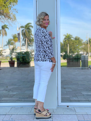 BLACK AND BEIGE V-NECK TOP - Cathys Place