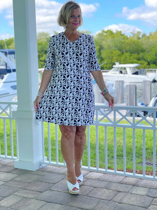 BLACK AND BEIGE ELBOW SLEEVE DRESS - Cathys Place