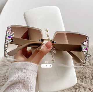 SUN GLASSES