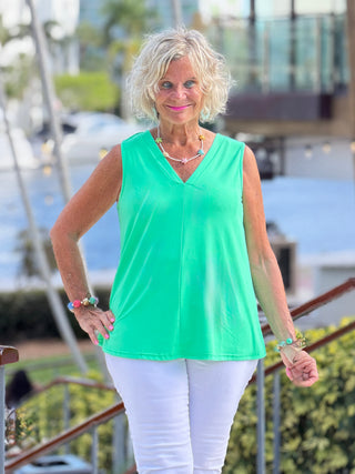 COASTAL GREEN TAILORED V LULU-B