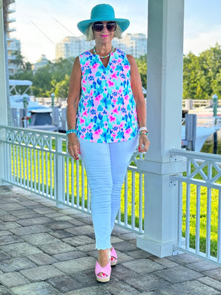 PINK PETALS SLEEVELESS V NECK