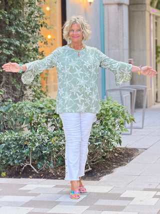 Women's PISTACHIO MULTI Starfish Puff Print Flutter Sleeve Top Cathys Place