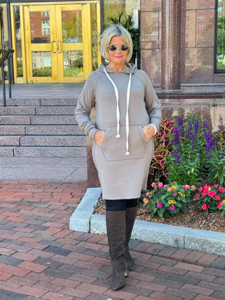 Lulu-b kangaroo pocket Taupe scuba dress