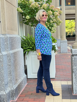 Lulu B Seaport Geo V-Neck Top