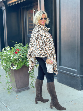 ANIMAL PRINT TURTLE NECK PONCHO