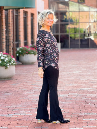 LONG SLEEVE METALLIC TEXTURED KNIT TOP Cathys Place