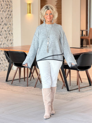 Contrast Trim Crew Neck Sweater - Heather Light Grey CHARLIE B