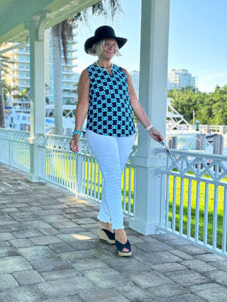 NAVY MEDALLION SLEEVELESS V NECK