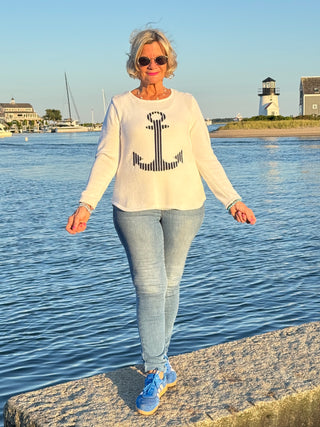 WHITE ANCHOR SWEATER