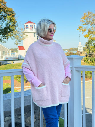 COLOR BLOCK TURTLE PINK POCKET SWEATER