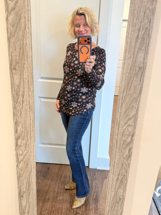 SNOWFLAKE PRINT LONG SLEEVE BOAT NECK TOP Cathys Place