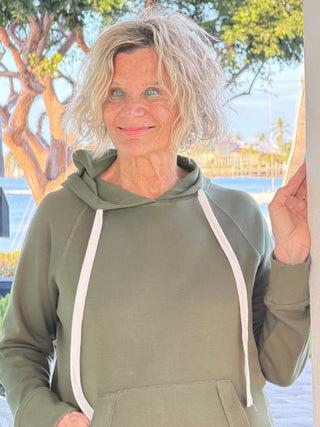 Lulu b kagaroo pocket olive scuba dress LULU-B