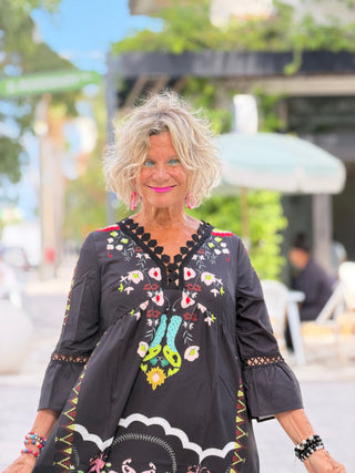 V-neck lace patchwork complete with printed dress Cathys Place