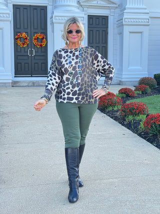 OMBRE GIRAFFE PRINT LUREX KNIT TOP