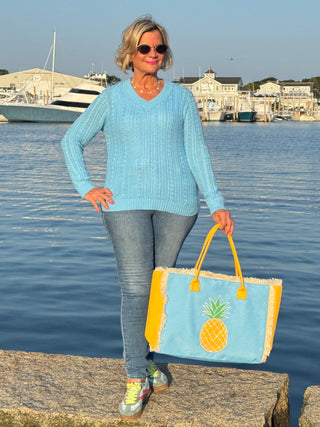 EMBROIDERED PINEAPPLE PATCH FRINGE TOTE BAG.