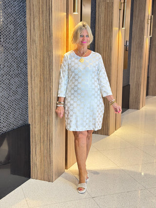 Lulu B GOLD AND WHITE SLEEVE DRESS