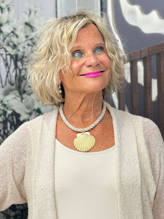 GOLD ROPE SEHLL NECKLACE Cathys Place