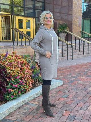Lulu-b kangaroo pocket Taupe scuba dress