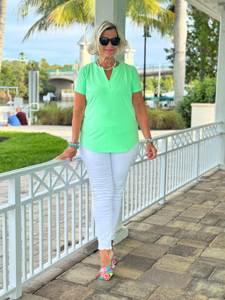 CLEAR LIME SHORT SLEEVE TOP