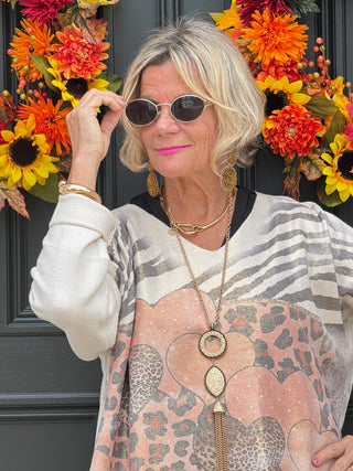HEARTS & ANIMAL PRINT V-NECK SWEATER