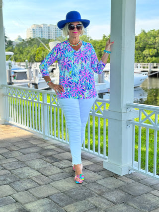 PINK PALM TREE V-NECK TOP - Cathys Place
