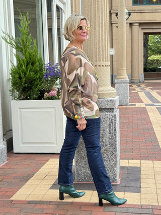VIABS Olive Abstract Round Neck Knit Printed Sweater