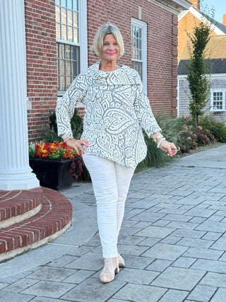 HOLIDAY IVORY JACQUARD TOP