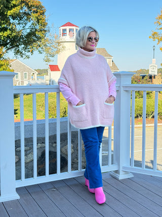 COLOR BLOCK TURTLE PINK POCKET SWEATER