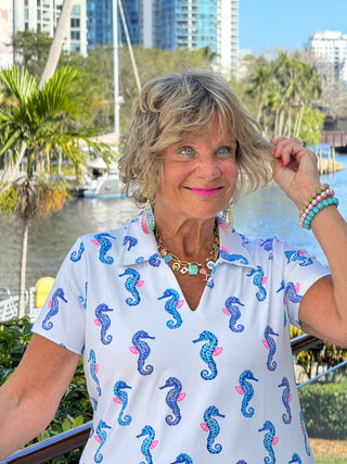LULU B SHORELINE CHARM SHORT SLEEVE V-NECK COLLAR TOP