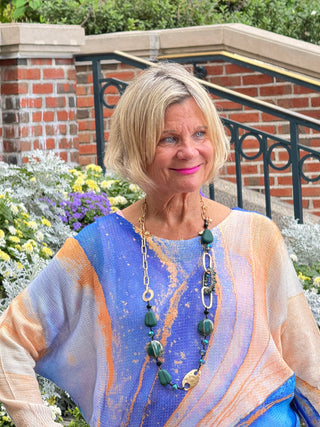 Blue Wavy Round Neck Knit Printed Sweater