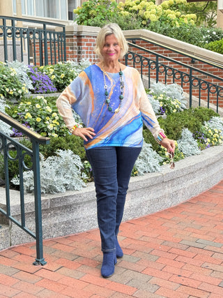 Blue Wavy Round Neck Knit Printed Sweater