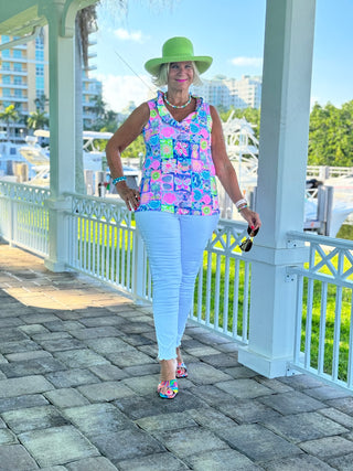 SANDY BEACH COLOR SLEEVELESS RUFFLE TOP