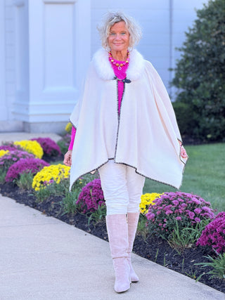 WINTER WHITE ELEGANCE CAPE CATHYS PLACE