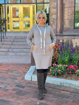 Lulu-b kangaroo pocket Taupe scuba dress