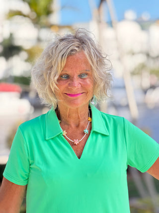 COASTAL GREEN SHORT SLEEVE COLLAR TOP LULU-B