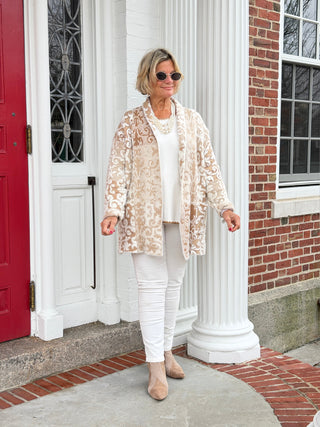 Women's Eyelash Scroll Jacquard Cardigan Cathys Place