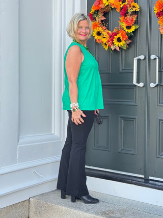 LULU-B TAILORED V EMERALD V SLEEVELESS TOP LULU-B