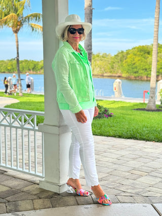 CLEAR LIME SHORT SLEEVE TOP