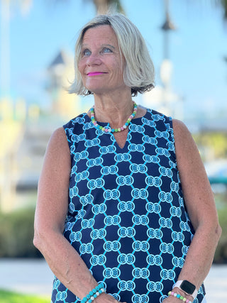 NAVY MEDALLION SLEEVELESS V NECK