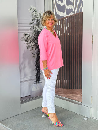TAILORED CORAL SLEEVE V TOP