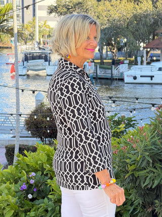 LULU B MIDNIGHT TRELLIS COLLAR SLEEVE TOP LULU-B