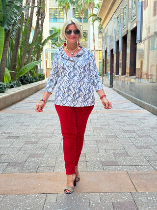 HOLIDAY WINTER WHITE RUFFLE TOP
