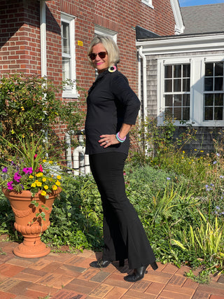LULU-B BLACK RUFFLE TOP