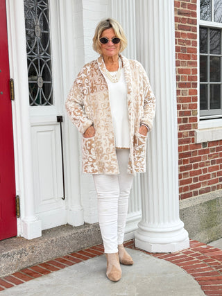 Women's Eyelash Scroll Jacquard Cardigan Cathys Place